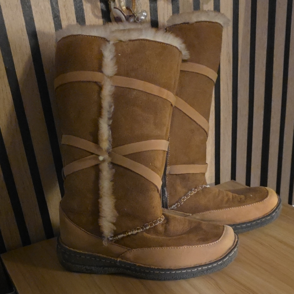 Women’s Chestnut Faux-Suede Winter Boots with Shearling Trim
